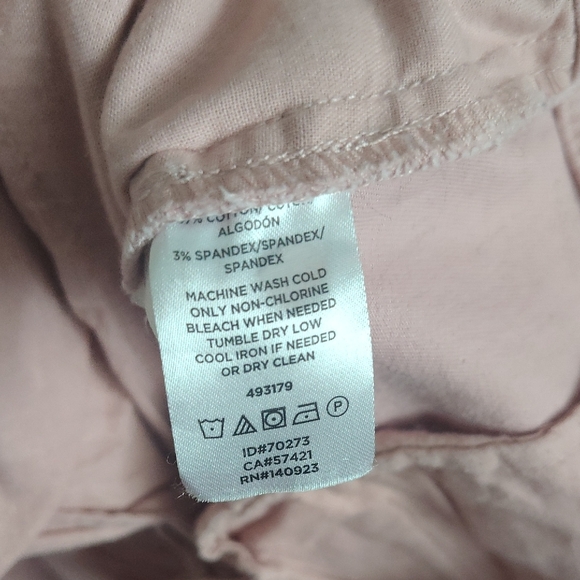 LOFT Light Pink Scalloped Hem High Waist Shorts - Picture 4 of 7